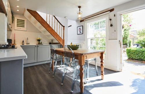 Hungerford House | Cottage on The Croft