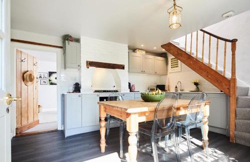 Hungerford House | Cottage on The Croft