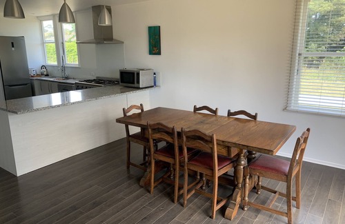 Haumoana Cottage | Cottage on Tuki Tuki Road