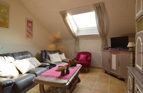 Paliseul Cottage | Cottage Oree des bois in Paliseul with Garden