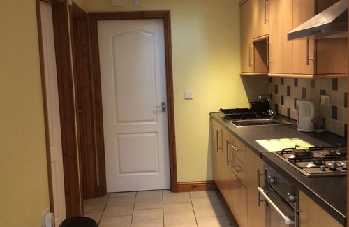 Gloucester Cottage | Cottage Sleeps 4/6, 2 Bedrooms & sofs bed