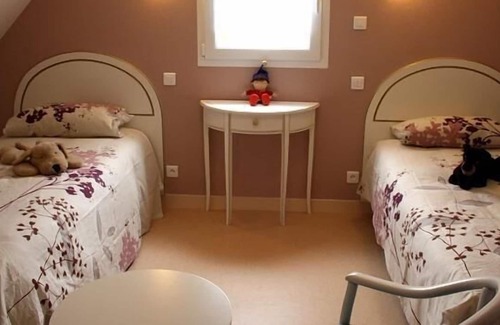 Saint-Evarzec Cottage | Cottage-Standard-Ensuite-Park view