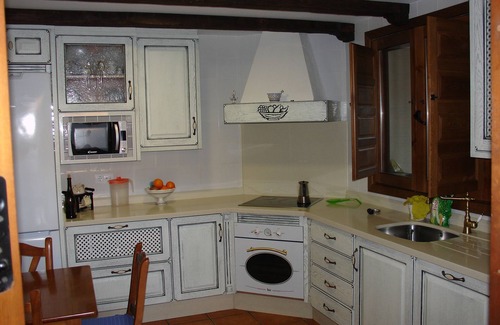 Motilleja Cottage | Cottage "Villa Parchis" for 12 people