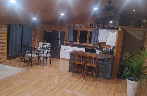 Manitoba Cabin | Cottage w/firepit, hot tub , next to ATV trails