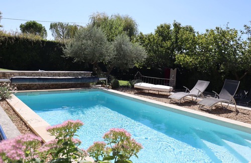 L'Isle-sur-la-Sorgue Cottage | Cottage with pool in L'Isle Sur La Sorgue