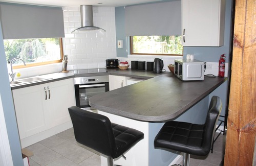 Grimsby Cottage | Cottage with beautiful views - Dog friendly (cosy and tranquil)