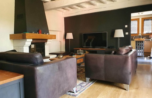 Bissey-la-Pierre House | cottage with swimming pool and nordic spa in burgundy