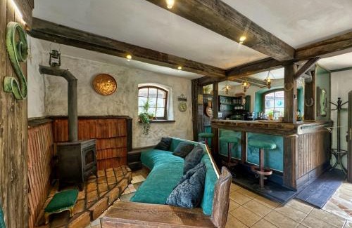 Lwowek Slaski Apartment | Cottage With Sauna, Pub & Terrace