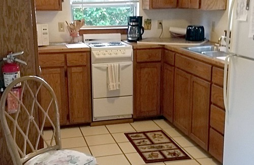 West End Cottage | Cottage within the 'GOLDEN MILE'. Fabulous, sandy beach & always great swimming