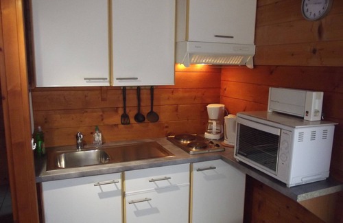 Saint-More Ski Chalet | Cottage wooden chalet near Vézelay in the countryside