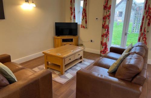 Clayton House | Cottages by the Moat
