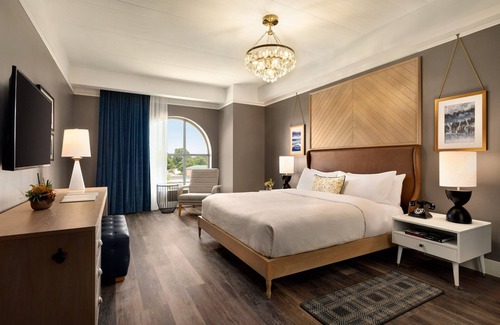 Cleveland Hotel | Cotton House, Cleveland, a Tribute Portfolio Hotel