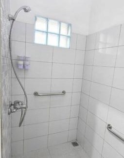 Lembang Villa | Cottonwood Villa Grandma's 3BR 10pax Wi-Fi BBQ