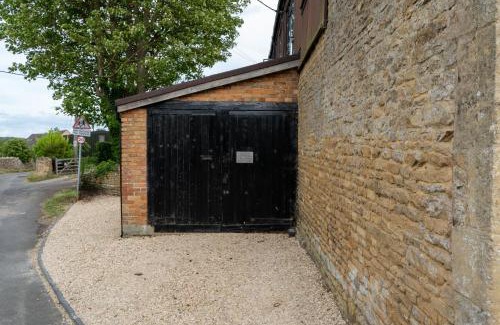 Enstone Apartment | Cotwolds Barn