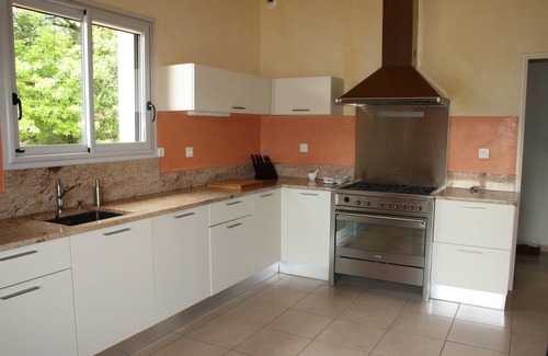 Couiza House | Couiza, near Carcassonne, high spec, luxury house, sleeps 8 with pool.