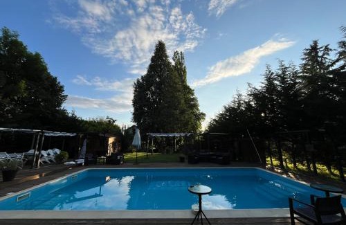 Cormatin Bed & Breakfast | Couleurs de la vie - Chambres d'Hôtes et Gîte