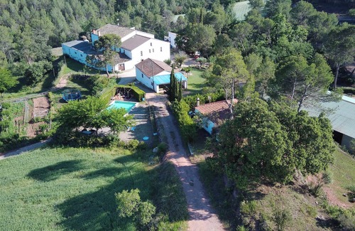 Sant Salvador de Guardiola Apartment | Country House 'Set Rengs 1' with Mountain View, Shared Pool and Wi-Fi