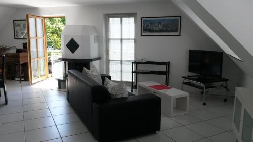 Munchen District Apartment | Country and Town