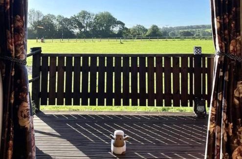 Ashwick Other | Country Bumpkin - Romantic Couples stay in Oakhill Cabin