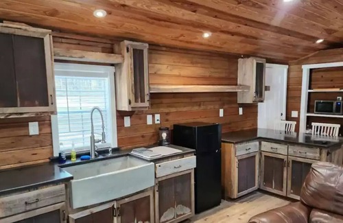 Fitzgerald Cabin | Country Cabin Get Away