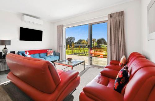 Te Akau House | Country Comfort - only 10 minutes from Hamilton CBD