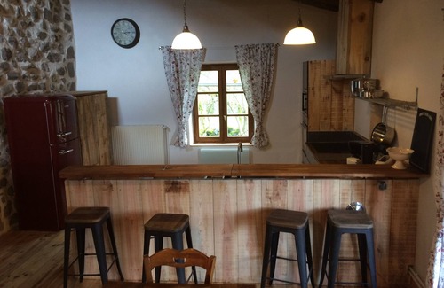 Arlempdes Cottage | Country cottage 3 ears 'Les Sources' 9 pers (sleeps 12) in Arlempdes (43490)