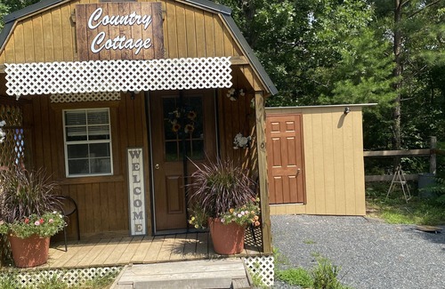 Red House Cottage | Country Cottage