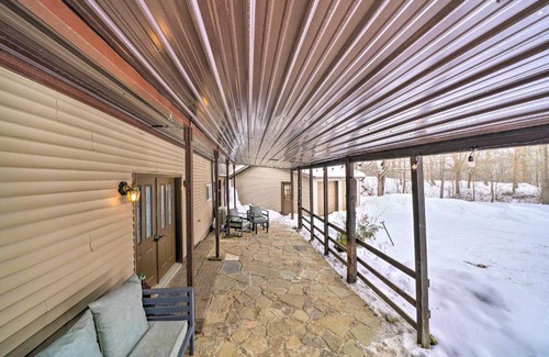 Cambridge Springs House | Country Escape with Fire Pit Near French Creek!