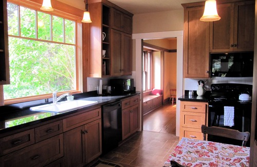 Grants Pass House | Country Estate with View of Rogue River Valley