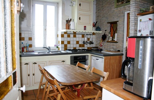 Cheray Villa | Country house, heating, parking, garden, fully enclosed, shops nearby