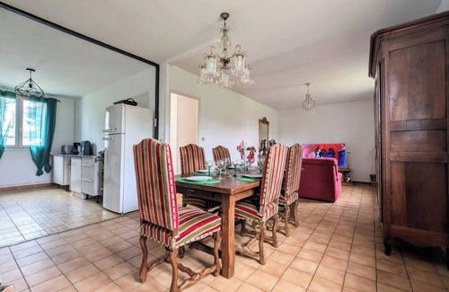 Saint-Hilaire-le-Chatel House | Country house in the Perche with pond view