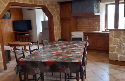 Puy-Laveze House | Country house in the heart of Auvergne