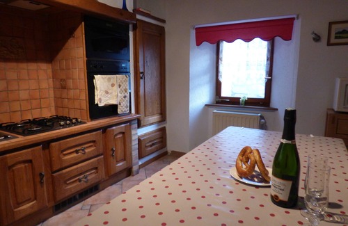Neuve-Eglise House | Country gite, centre of Alsace, near vineyard, between Colmar & Strasbourg, wifi