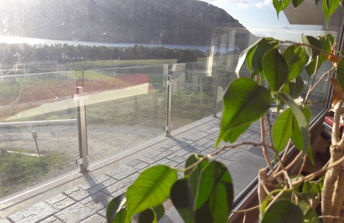 Piana degli Albanesi Cottage | country house on lake plain