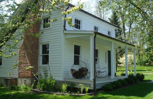 Stuyvesant House | Country home in a park-like setting, perfect for private enjoyment.