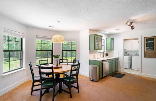 Lee County House | Country Home on 5 Acres-15 Min to Snow's BBQ