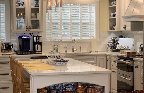 Saginaw House | Country Home with amazing linens, 5 Star Reviews & low Fees