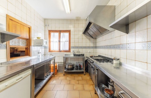 La Serna del Monte House | Country House 'La Cárcava' with Mountain View, Private Terrace and Wi-Fi