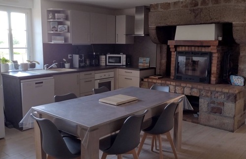 La Chaise-Baudouin House | Country house near hiking trails and 30 minutes from beaches