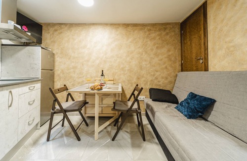 Penafiel House | Country House 'Casita La Glorieta' with Mountain View, Private Garden and Wi-Fi