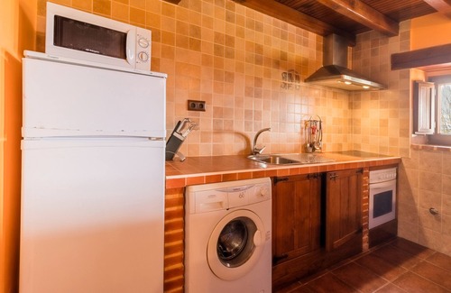 Barcena de Cicero House | Country House 'Alba' with Mountain View, Private Garden and Balcony