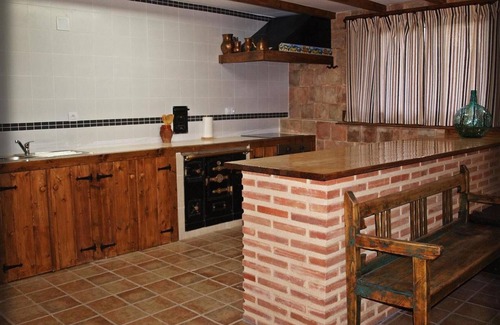 Lozares de Tobalina House | Country House 'El Balcon Del Tobalines' with Mountain View and Private Garden