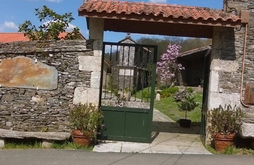 Forcarei House | Country House 'Galicia' with Mountain View, Private Pool and Wi-Fi