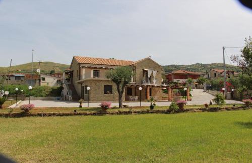 Alani Bed & Breakfast | Country House Il Melograno