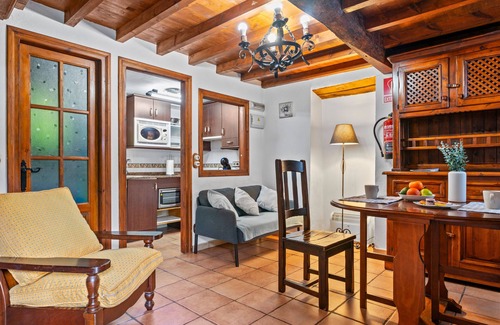 Pravia House | Country House 'La Casina Del Fornu' with Mountain View and Private Garden