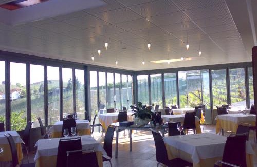 Serralunga d'Alba Apartment | Country house la rosa dei vini