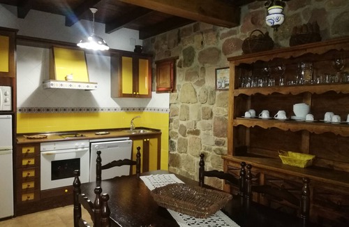 Muda House | Country House 'Nido Patio' with Mountain View, Shared Terrace and Wi-Fi