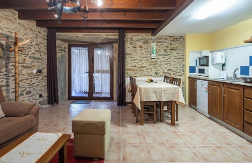 Boboras House | Country House 'O Forno Do Curro- Casiña Da Noz' with Mountain View