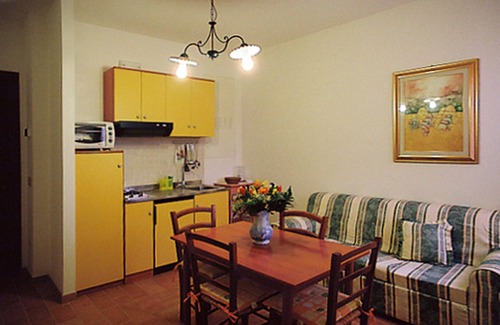 Capodarco Apartment | Country House The house of Carla-Pool and WI FI Free-BILOCALE 3 km from the SEA