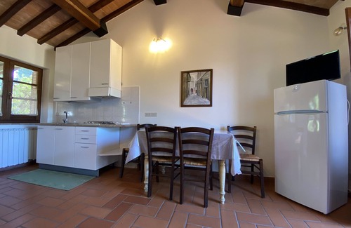 Paciano Apartment | Country House: Two Rooms Apt. with pool and SPA